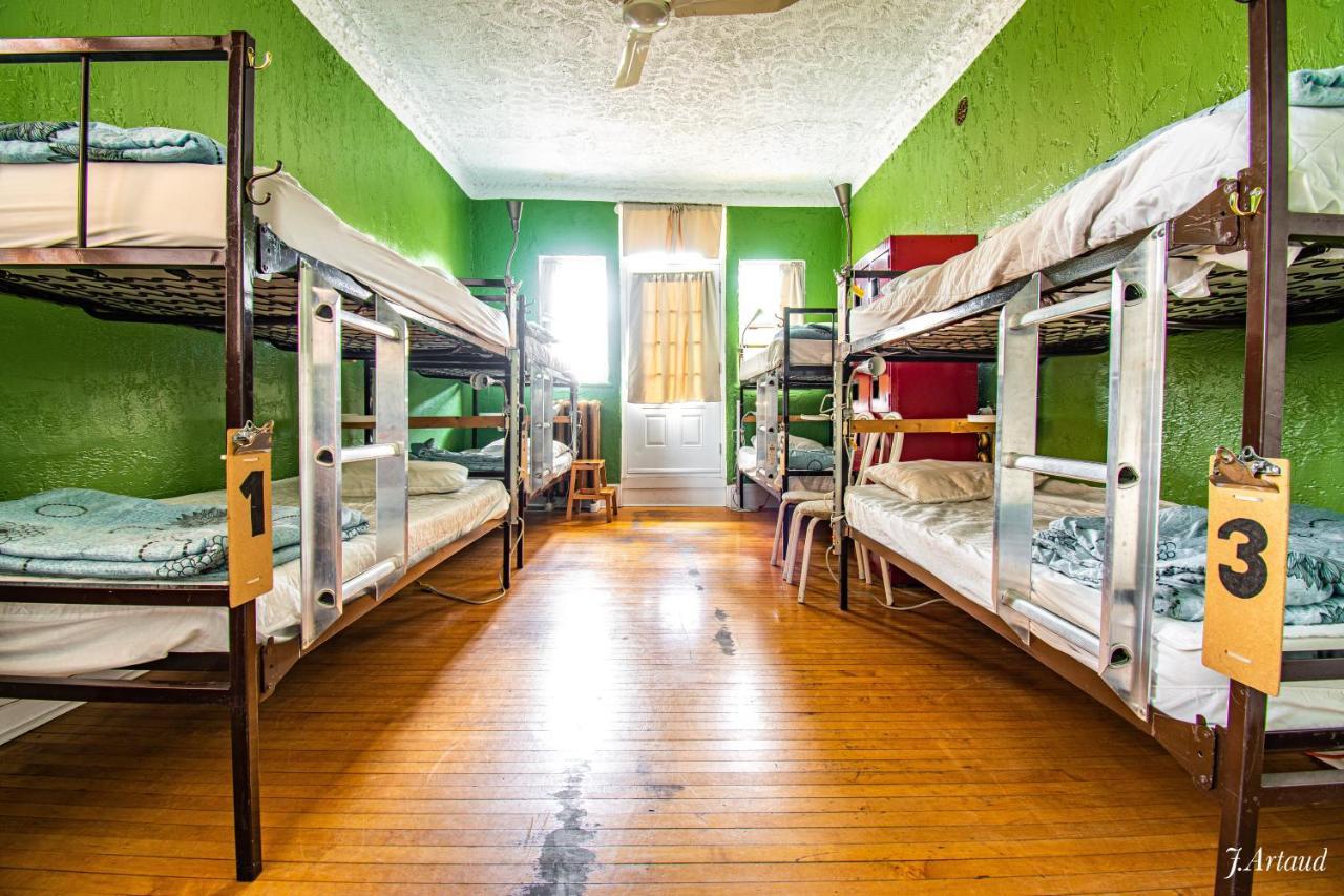 Auberge de jeunesse Du Plateau *